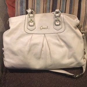 Coach crossbody or shoulder bag